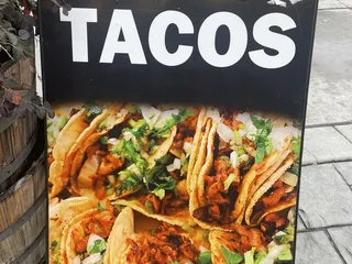 El Grullense Taco Truck