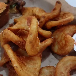 Fries are so so good! Chipotle chicken sandwich excellent as well.