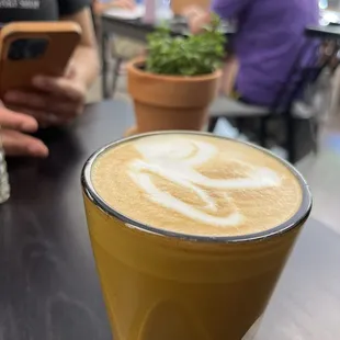 Cortado at conduit