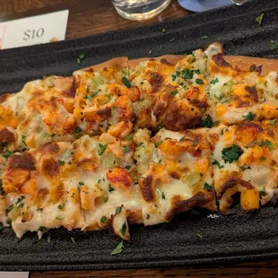 Lobster roll flatbread