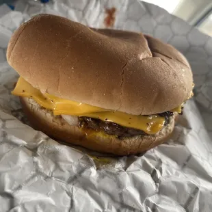 Double cheeseburger
