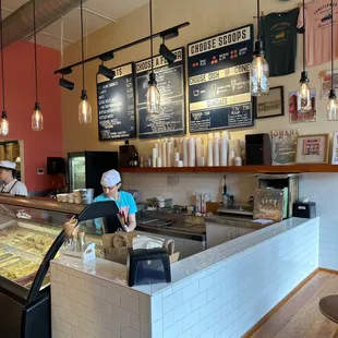 Can't wait smells so good in here