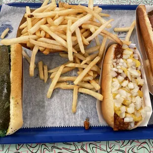 Short Coney Sauce &amp; Onion with fries