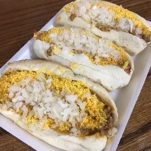 Three pack coneys