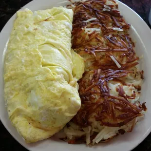 Corned beef omelet and hash browns