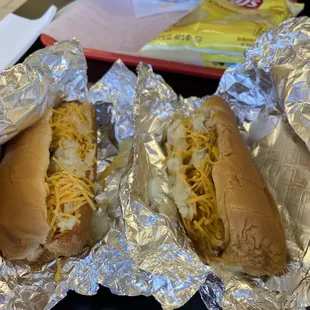 2 loaded coneys