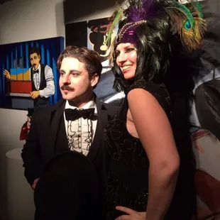 Eddie and Poppie! Look at that headdress!