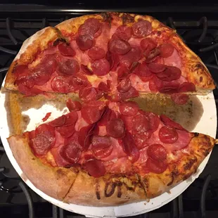 Greasiest pizza I've ever had. Entire crust was completely mush.