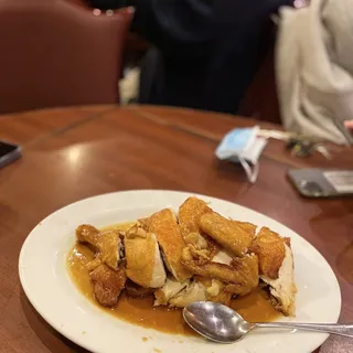 721. House Special Chicken with Garlic