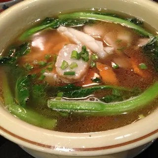 975. Seafood Noodle Soup