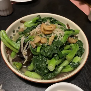 852. Boiled Chinese Green with Black Fungus