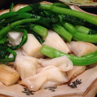 565. Steamed Rice Roll with Soy Sauce