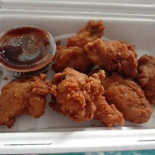 Congin&apos;s wings