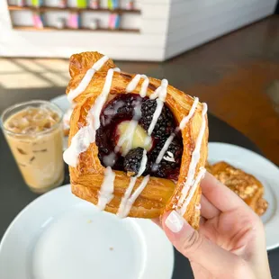 Blackberry Danish