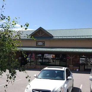 Strip mall next to Wendy's