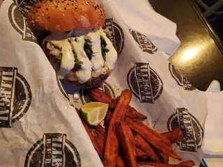 Illegal Burger - Evergreen