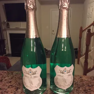 They carry Blanc de Bleu, one of my favorite sparkling wines!