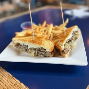 Meatloaf patty melt