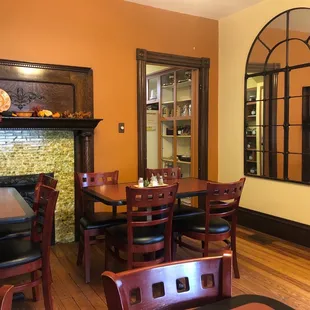 Quaint and homey dining area