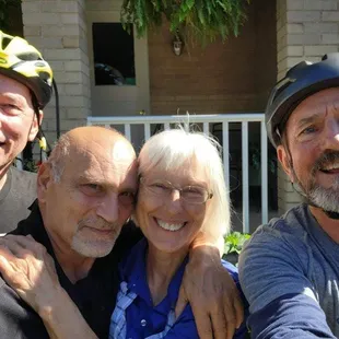 Jack &amp; Rich Moore share a goodbye as we head back out onto The GAP. Loved meeting you guys, Lucy &amp; Guido!!!