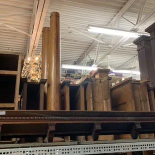 Oak and pine columns and room dividers, bases and bookcases.