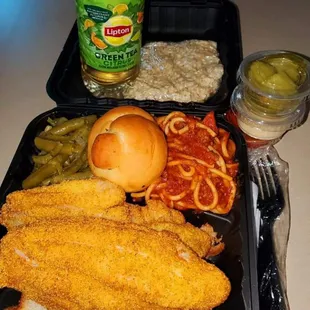 Catfish w/ 2 SIDES Garlic Knot drink and dessert