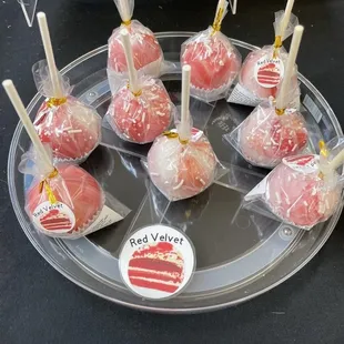 Red velvet cake pops
