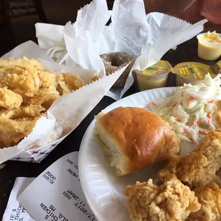 chicken wings and fried chicken, chicken, food, chicken wings, fried chicken wings, bbq chicken, poultry, bbq wings, fried chicken