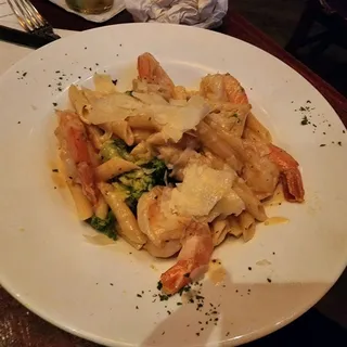 Chipotle Shrimp Pasta
