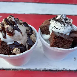 Custom ice cream sundaes