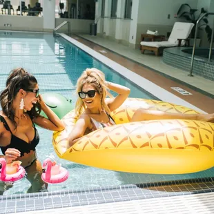 6th Floor Indoor Oasis