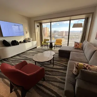 King suite strip view room 24-212