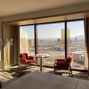 King Room Strip View