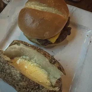 Cheeseburger with basked potatoe