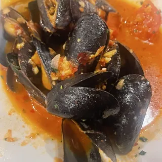 Steamed PEI Mussels