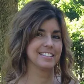 Dena L.