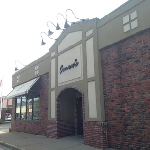 Walpole Conrads Restaurant -- 935 Main Street / Route 1A, Walpole             Storefront