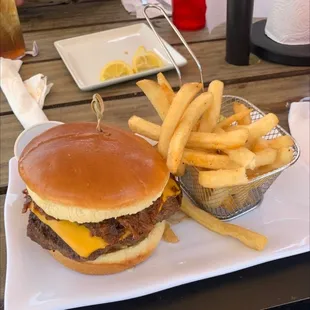 Lake House Burger