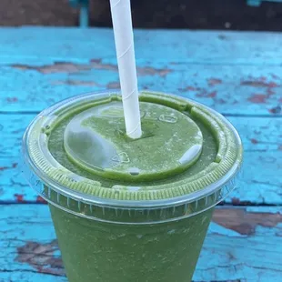 Spinach smoothie! Yummmmm I NEED MORE!