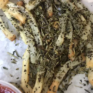 kinda overdoing it on the rosemary, no?