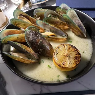 Drunken mussels