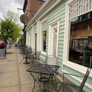 tables and chairs outside a restaurant