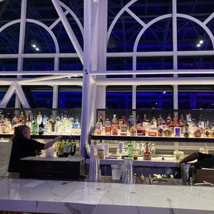 Full bar