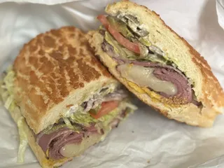 White Palace Liquor Store