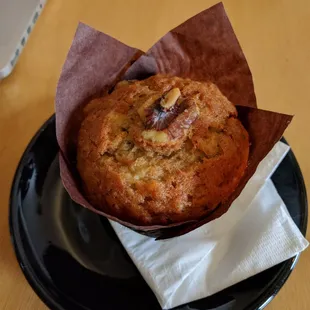 Banana nut muffin