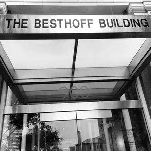 CAC's art vibe K-B Legacy Renowned Sculpture Collection  #NOLA_Haiku #CACNOLA #CACTLC #GalleryDistrict #ArtWalk #WhiteLinenNight