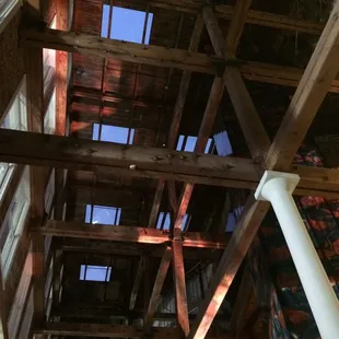 Beautiful Archetecture to match incredible art!