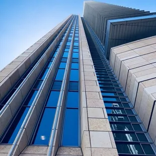 Looking up on the building&apos;s &quot;blade edge&quot;