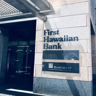 The gallery is in the First Hawaiian Bank