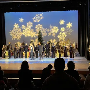 A Cool Yule holiday performance